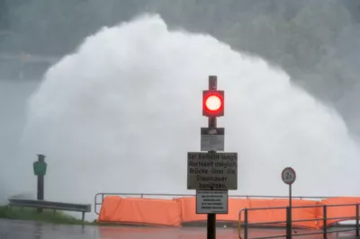 Starke Niederschläge in Oberösterreich lassen Wasserpegel steigen DSC-6633.jpg