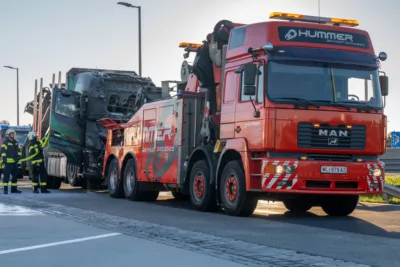 LKW auf Autobahn erneut in Brand geraten DSC-3664.jpg
