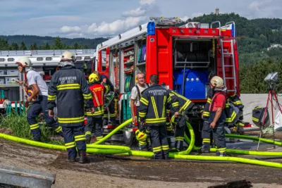 Feuerwehren verhindern Großbrand in St. Veit im Mühlkreis Grossbrand-in-St-Veit-im-Muehlkreis-2197.jpg