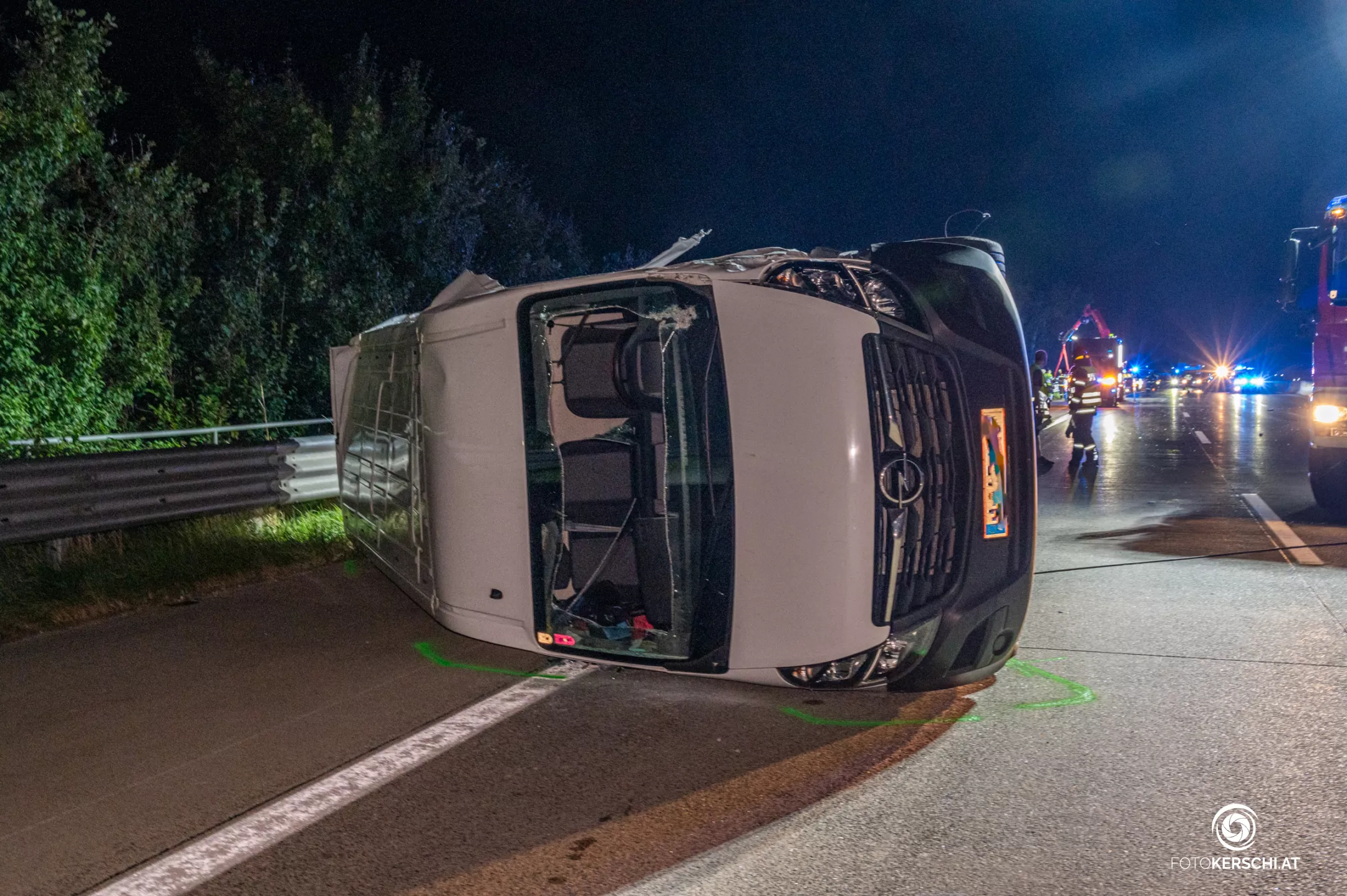 Schwerer Verkehrsunfall auf der Westautobahn fordert 8 verletzte Personen