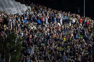 Klangwolke begeistert Massen: Über 100.000 Besucher erleben magisches Spektakel im Linzer Donaupark FOKE-2023090920091705-007-Verbessert-RR.jpg
