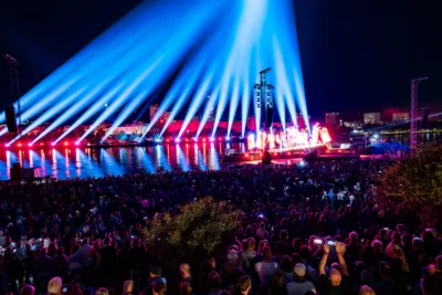 Klangwolke begeistert Massen: Über 100.000 Besucher erleben magisches Spektakel im Linzer Donaupark FOKE-2023090921094440-085-Verbessert-RR.jpg