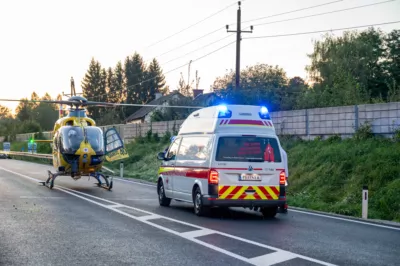 Motorradfahrer stürzt über Böschung - Zwei Feuerwehren im Rettungseinsatz BRANDSTAETTER-20230927-79.jpg