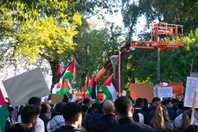 500 Teilnehmer bei Pro-Palästina-Demonstration im Linzer Volksgarten DSC01811.jpg