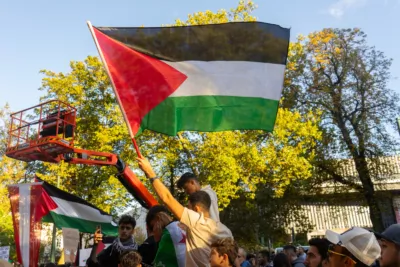 500 Teilnehmer bei Pro-Palästina-Demonstration im Linzer Volksgarten DSC01910.jpg