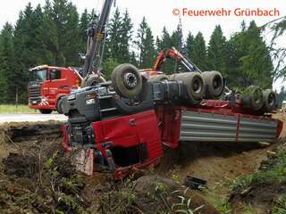 Schrecklicher Arbeitsunfall in Grünbach bei Freistadt einsatz16072012b048.jpg