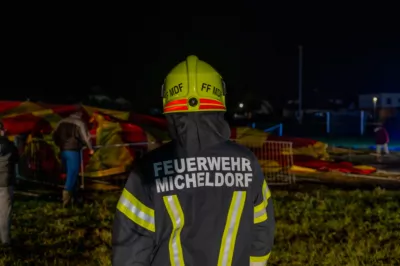 Windböe erfasst Zirkustierzelt - Feuerwehr Micheldorf im Einsatz DSC-7014.jpg