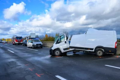 Verkehrschaos auf der Westautobahn: Schwere Unfälle bei Asten St. Florian FOKE-2023111513162451-048.jpg
