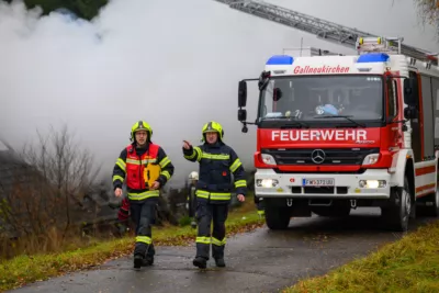 Wohnhausbrand – Zwölf Feuerwehren im Einsatz FOKE-2023112111212293-002.jpg