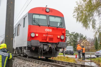 Verkehrsunfall zwischen PKW und Zug in Micheldorf endet tödlich DSC-8530.jpg