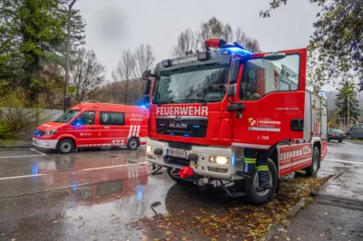 Verkehrsunfall zwischen PKW und Zug in Micheldorf endet tödlich DSC-8631.jpg