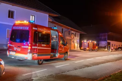 Kreuzungskollision in Inzersdorf fordert eine verletzte Person DSC-1287.jpg