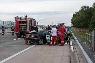 Drei Verletzt bei Verkehrsunfall auf der Westautobahn vu-a1-allhaming_01.jpg
