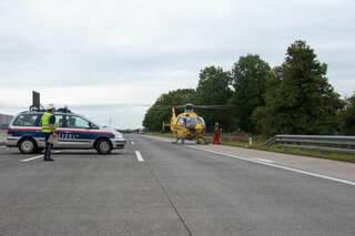 Drei Verletzt bei Verkehrsunfall auf der Westautobahn vu-a1-allhaming_02.jpg
