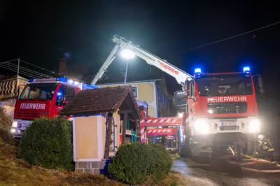 Dachstuhlbrand im Bezirk Freistadt fordert Großeinsatz BRANDSTAETTER-20240125-52-2.jpg