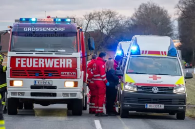Schwerer Kreuzungscrach in Grossendorf forderte 3 Verletzte DSC-3199.jpg