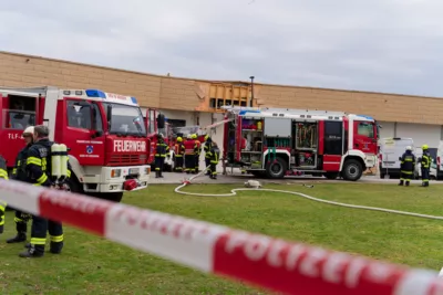 Explosion in Hartkirchener Bäckerei verursacht enormen Sachschaden, keine Verletzten A7402186-b.jpg
