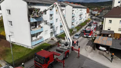Brand auf Balkon in Freistadt Polizisten löschten PANC-19700101020096563-003.jpg