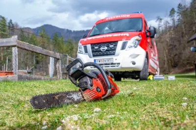 Sturmfront zieht über Oberösterreich – Feuerwehr und Bergrettung im Einsatz RAUS-20240401000096986-005.jpg