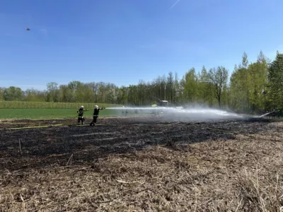 Feuerwehren im Einsatz gegen Vegetationsbrand IMG-2231.jpg