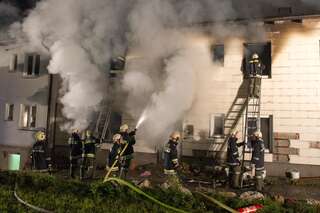 Brand vernichtet gesamten Wohnbereich während Besitzer in der Backstube arbeitet. wohnhausbrand-gruenbug_03.jpg