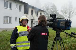 Brand vernichtet gesamten Wohnbereich während Besitzer in der Backstube arbeitet. wohnhausbrand-gruenbug_26.jpg
