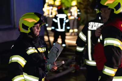 Stadel in Flammen: Feuerwehren verhindern Großbrand A7403724-2400.jpg