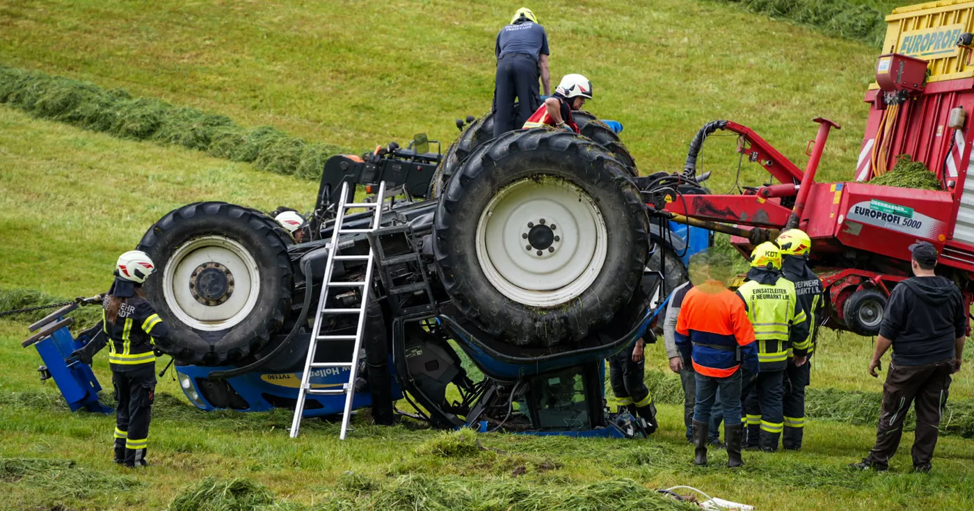 Titelbild: Riesenglück bei Unfall mit Traktor
