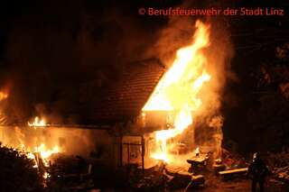 Wohnhausbrand am Pöstlingberg brand-poestlingberg_02.jpg