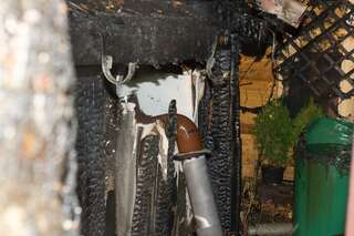 Beträchtlicher Schaden beim Brand einer Gartenhütte brand-gartenhuette_01.jpg