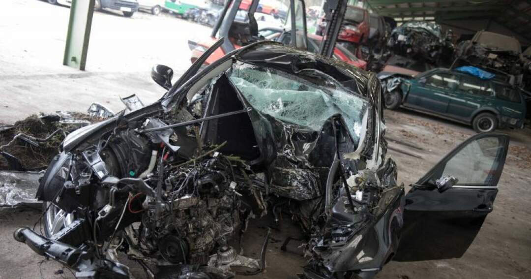 Titelbild: Auto gegen Baum: 53-Jähriger starb bei Unfall im Mühlviertel
