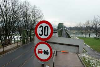Ab heute 10 Uhr Tempo 30! Auf Linzer Eisenbahnbrücke tempo30-eisenbahnbruecke_20.jpg