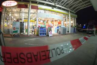 Linzer Tankstelle überfallen - Drei Angestellte mit Waffe bedroht raub-bp-tankstelle-salzburgerst_20.jpg