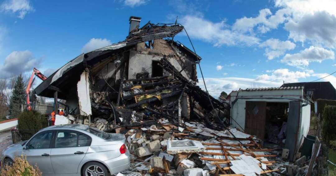 Titelbild: Explosion eines Einfamilienhauses