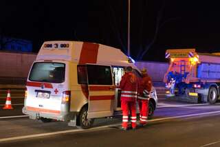 Schwerer Verkehrsunfall auf der Linzer Stadtautobahn unfall-stadtautobahn_13.jpg