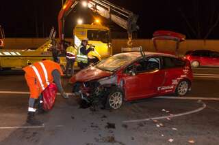 Schwerer Verkehrsunfall auf der Linzer Stadtautobahn unfall-stadtautobahn_22.jpg