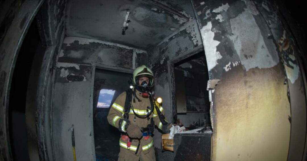 Titelbild: Wohnungsbrand - Familie rettete sich