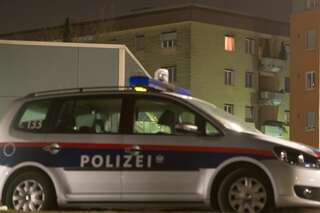 Großeinsatz der Polizei in Leonding-Hart 20130307-9651.jpg