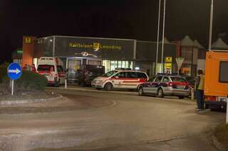 Großeinsatz der Polizei in Leonding-Hart 20130307-9681.jpg
