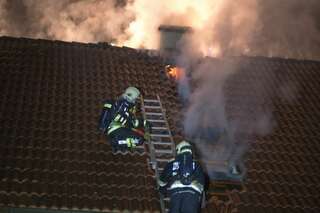 Elektrischer defekt löst Großbrand aus 20130309-9825.jpg