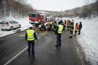 Pkw-Kollision auf Steyrer Nordumfahrung - drei Kinder verletzt 20130326-1780.jpg