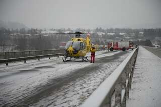 Pkw-Kollision auf Steyrer Nordumfahrung - drei Kinder verletzt 20130326-1812.jpg
