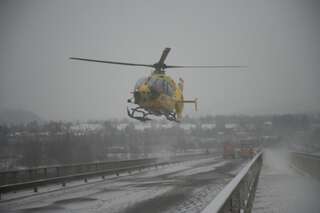 Pkw-Kollision auf Steyrer Nordumfahrung - drei Kinder verletzt 20130326-1820.jpg