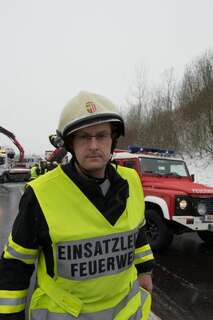 Pkw-Kollision auf Steyrer Nordumfahrung - drei Kinder verletzt 20130326-1832.jpg