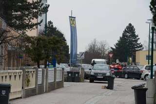 Banküberfall in Wels: Täter drohte mit Bombe 20130404-2420-2.jpg
