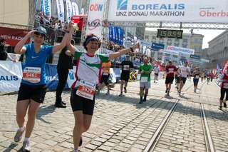Ganz Linz läuft - Das war der Borealis Linz Marathon 20130421-4935.jpg