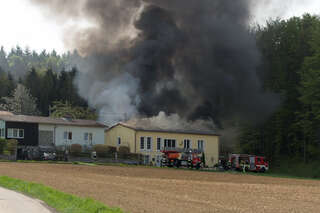 Wohnhausbrand in St. Florian bei Linz 20130427-5819.jpg
