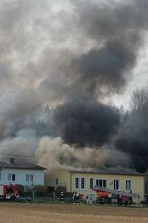 Wohnhausbrand in St. Florian bei Linz 20130427-5825.jpg
