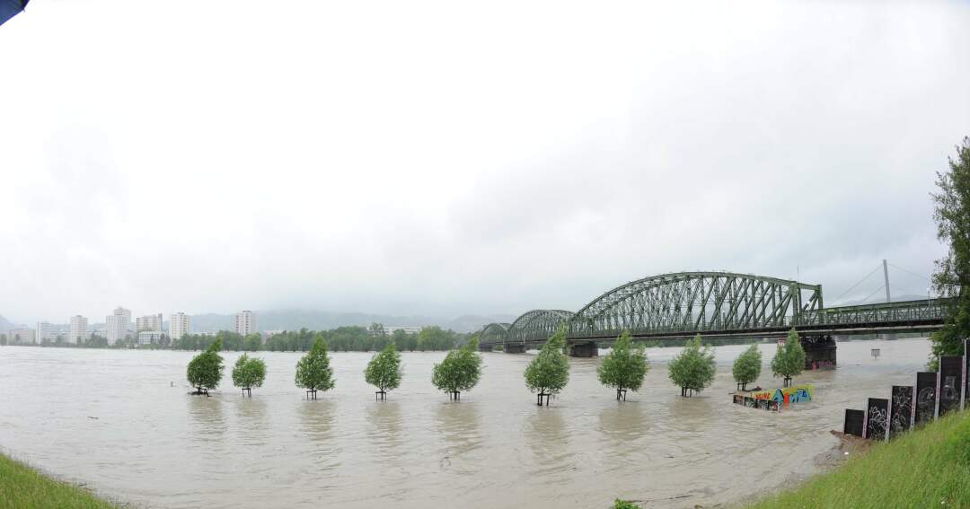 Titelbild: Hochwassermontag in Oberösterreich