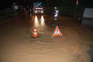 Überflutete Straßen nach Gewitterregen 20130609-0119.jpg